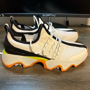 Sorel women’s kinetic impact 2